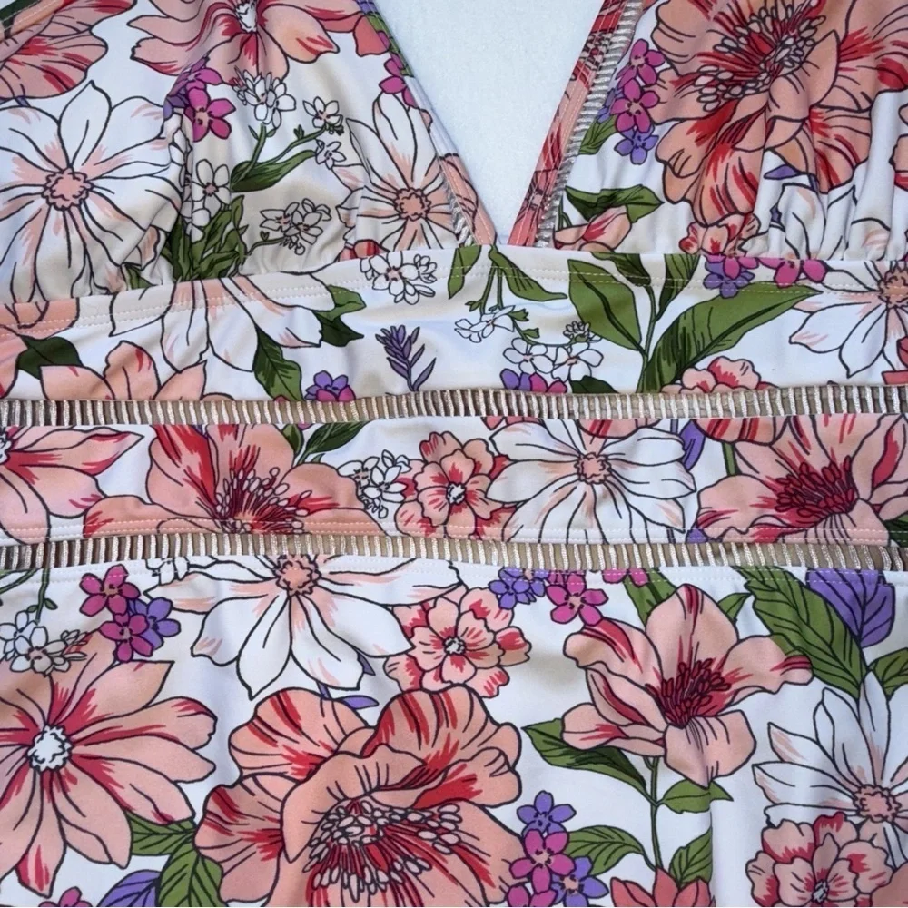Kona Sol women’s ladder trim One Piece swimsuit multi color floral size LARGE